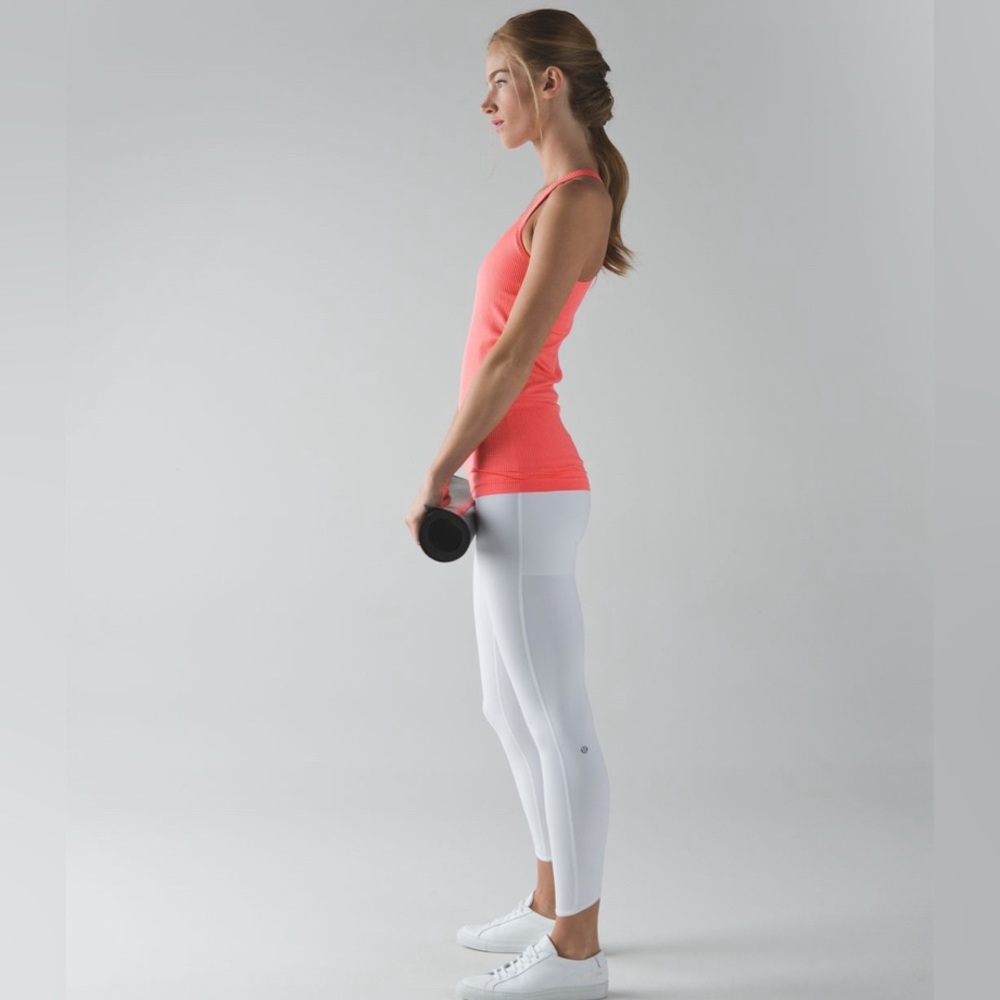 Lululemon Ebb To Street Tank
Heathered Grapefruit size 4